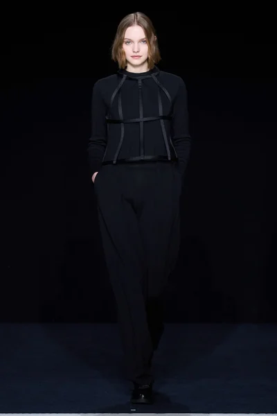 Look 36